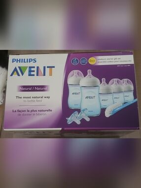 Philips AVENT Natural Baby Bottle Starter Set - Purple & Light Blue